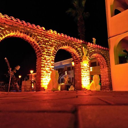 Club Aquarium Hotel & Spa Guvercinlik  Extérieur photo