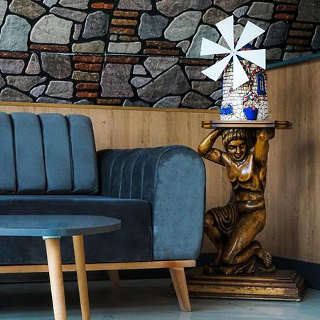 Club Aquarium Hotel & Spa Guvercinlik  Extérieur photo