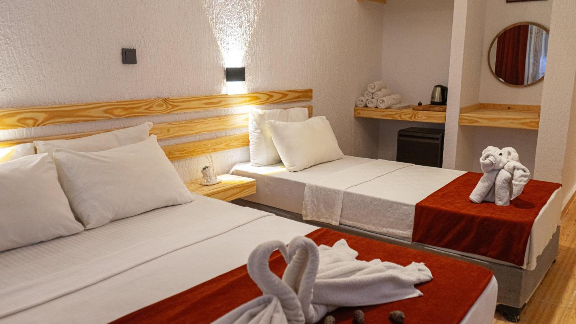 Club Aquarium Hotel & Spa Guvercinlik  Extérieur photo