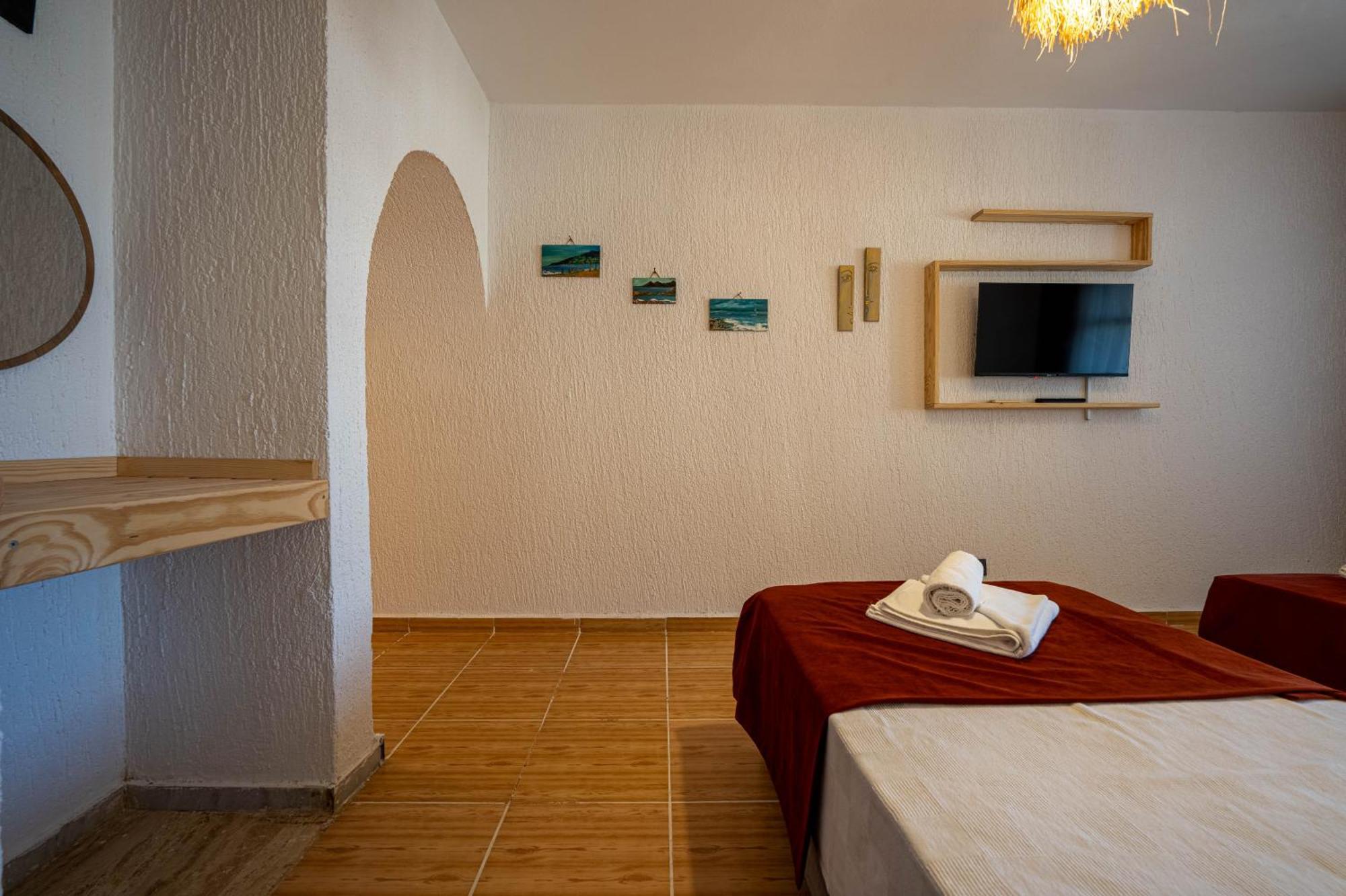 Club Aquarium Hotel & Spa Guvercinlik  Extérieur photo